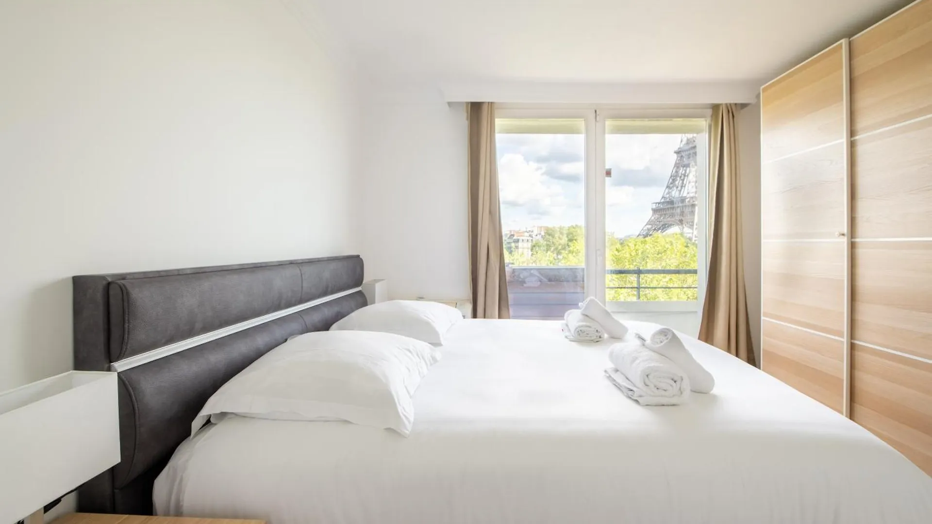 Διαμέρισμα New York-Superbe Appartement Vue Tour Eiffel Pont De L'Alma Παρίσι Γαλλία